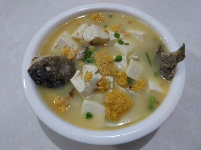 奶白鲫鱼豆腐汤|一条鱼最后的温柔