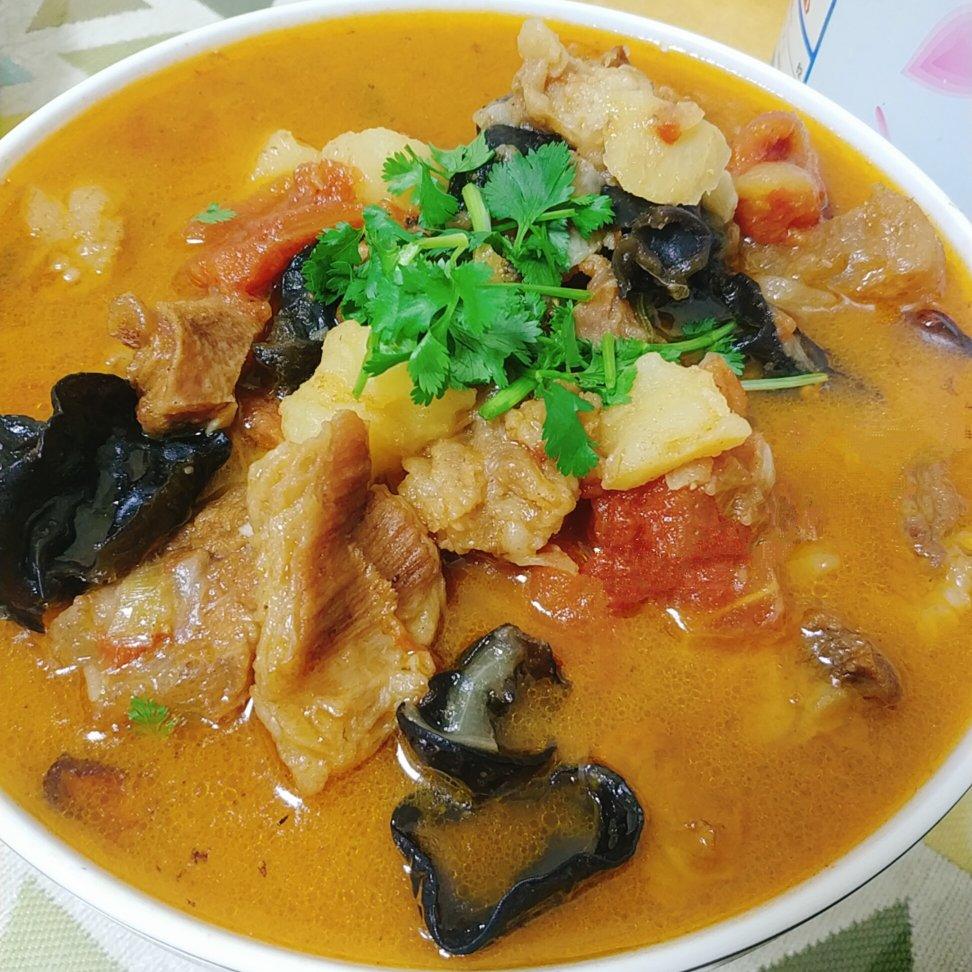 番茄土豆炖牛腩