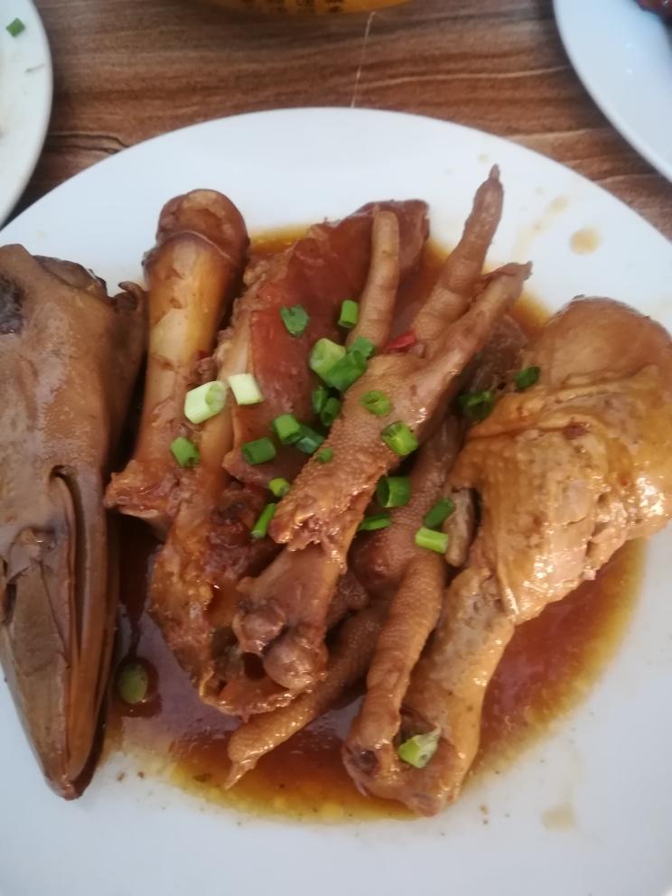 馋嘴卤味鸡爪