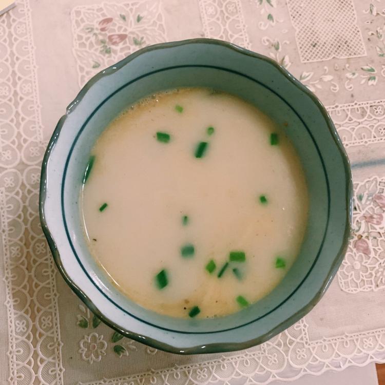 奶白鲫鱼汤（视频，只用10分钟）