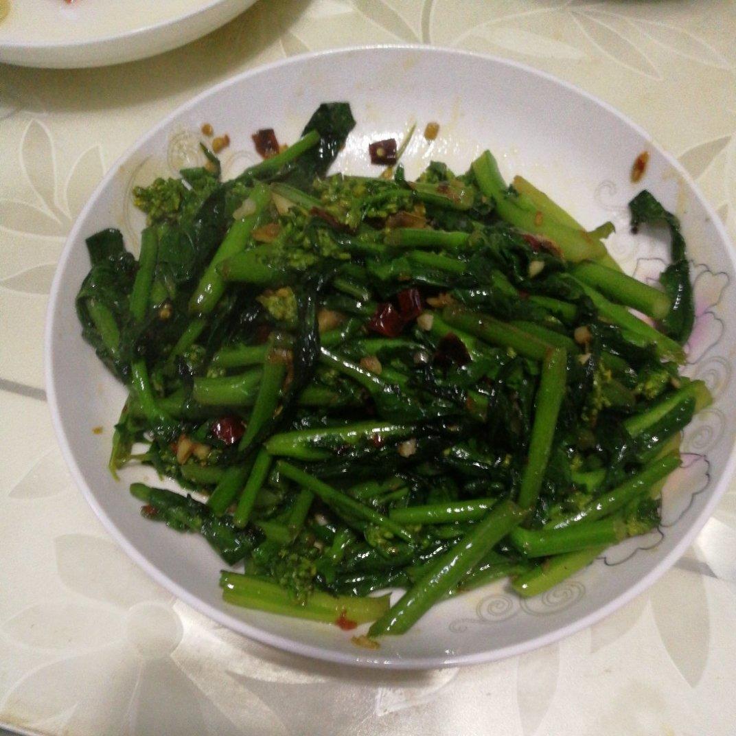 素炒油菜尖图片