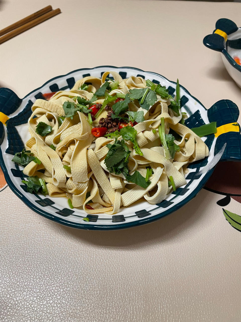 ㊙️巨好吃的凉拌豆皮❗️香辣过瘾连吃三天都不腻