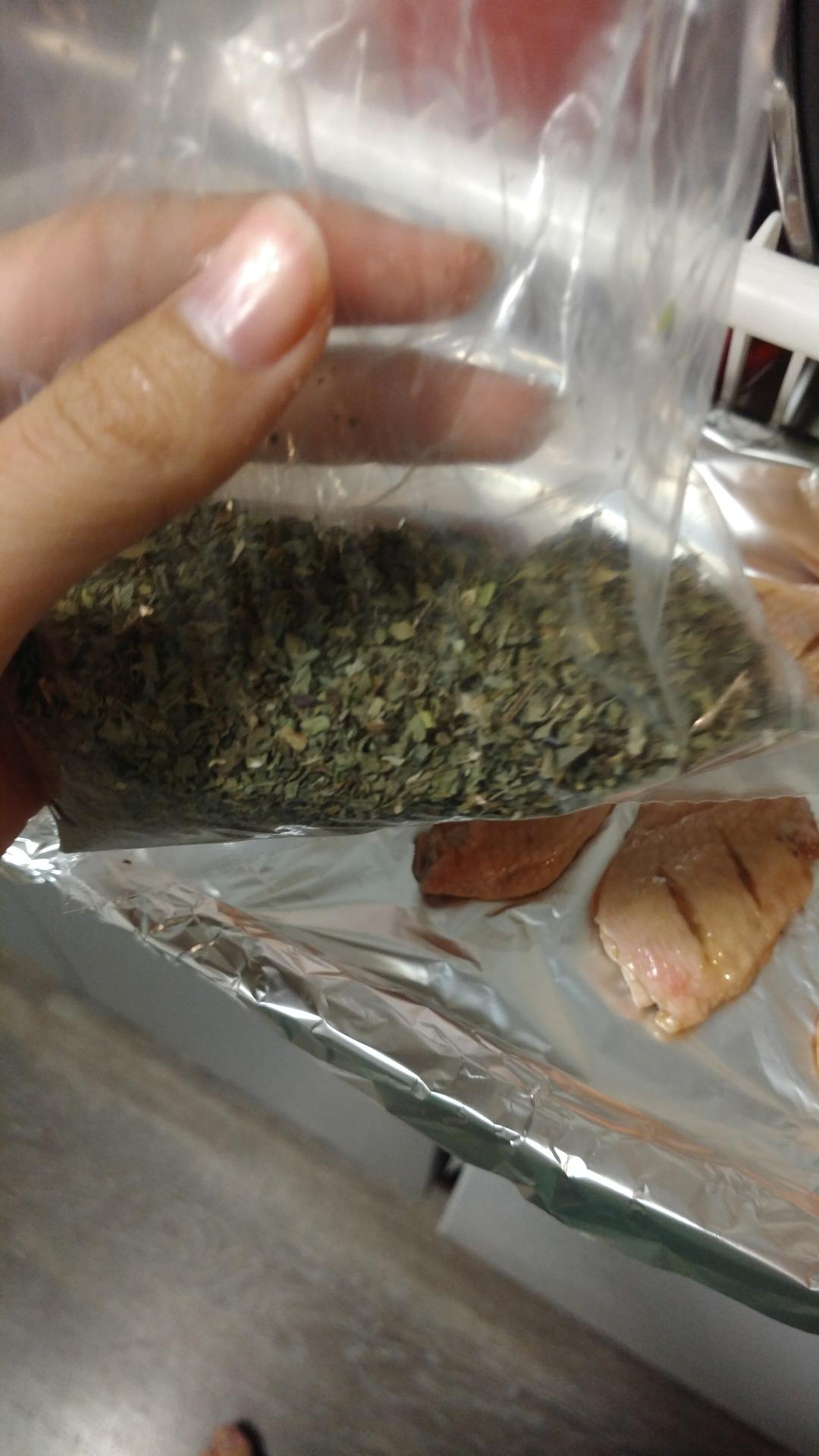 快手蜜汁鸡翅的做法 步骤6