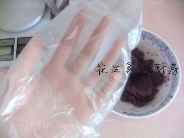 紫薯蜜豆茶巾绞的做法 步骤3