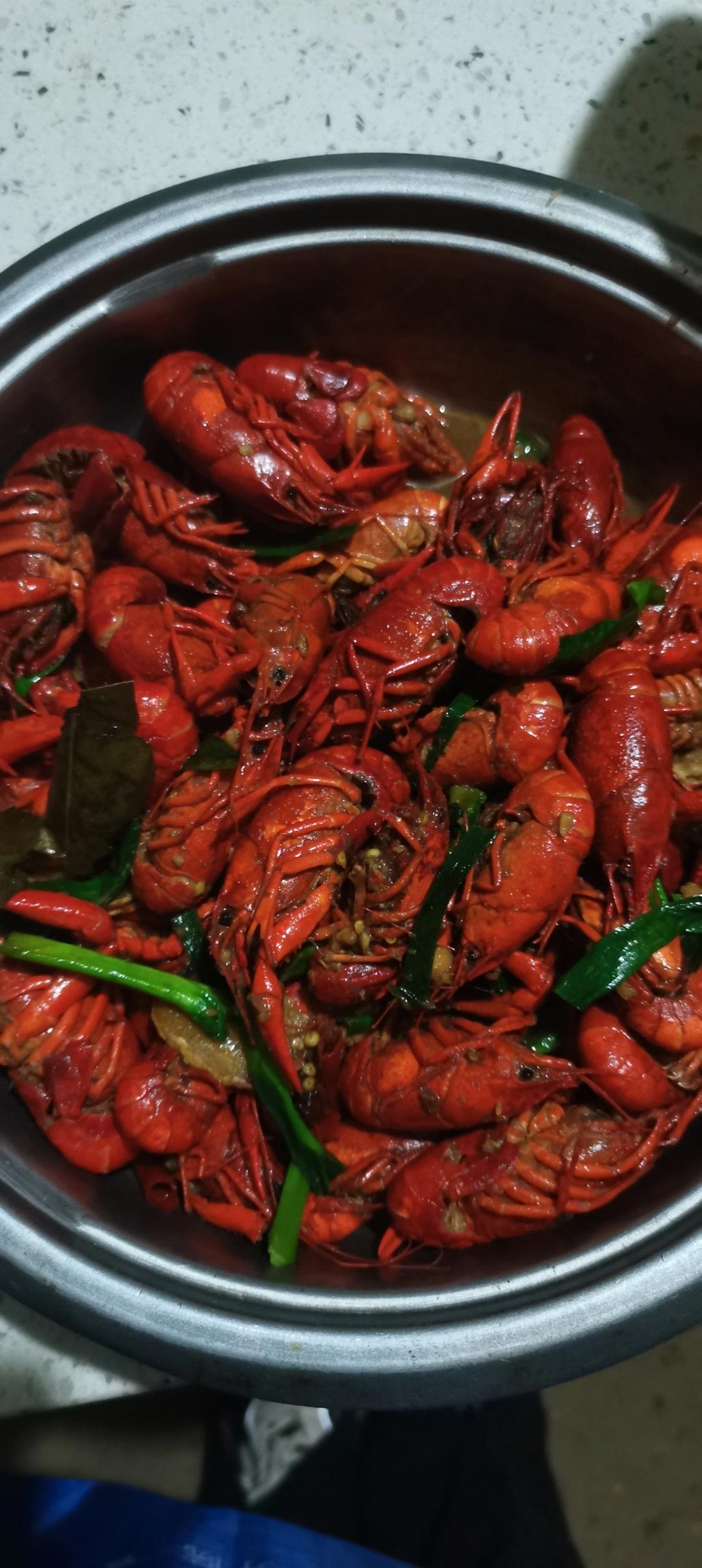 香辣小龙虾（用火锅底料）