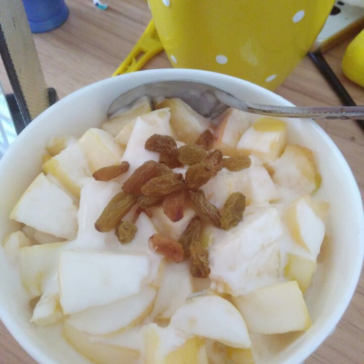 零负担的宵夜—苹果拌酸奶