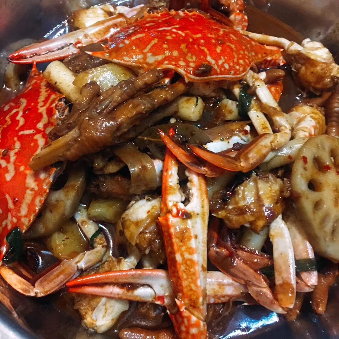 胖哥俩肉蟹煲之深海明虾煲