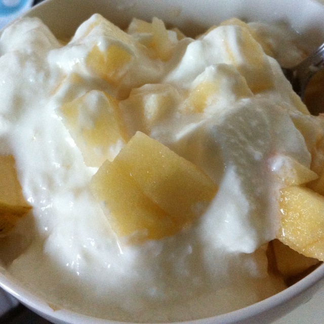 放风筝的王小强做的酸奶苹果拌