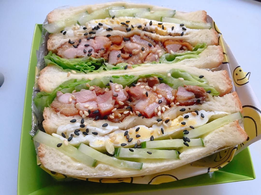 黑椒牛排三明治