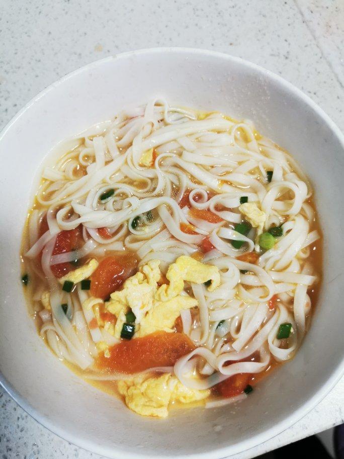 恨不得抱着锅舔的番茄鸡蛋面