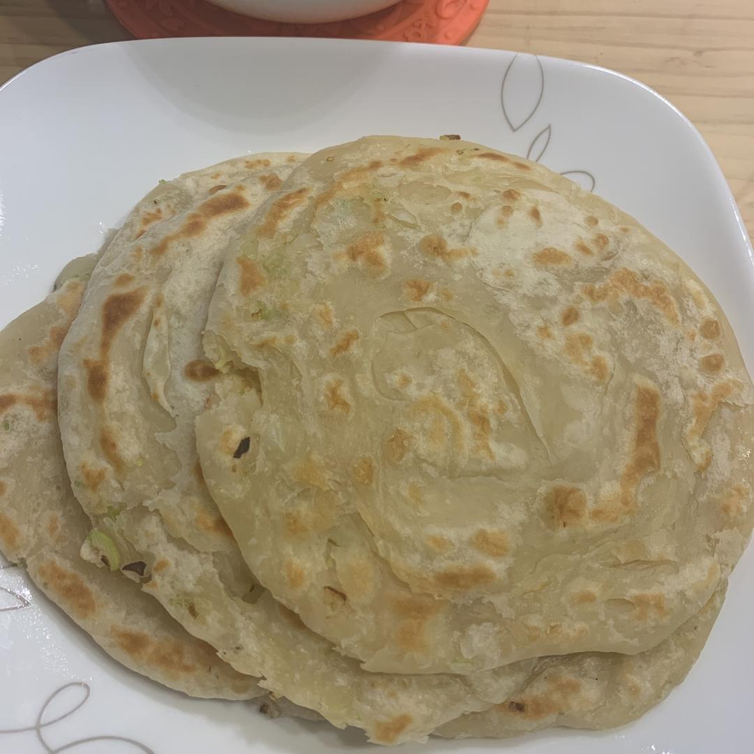 葱油饼（面粉吸水量不一样、水慢慢加）