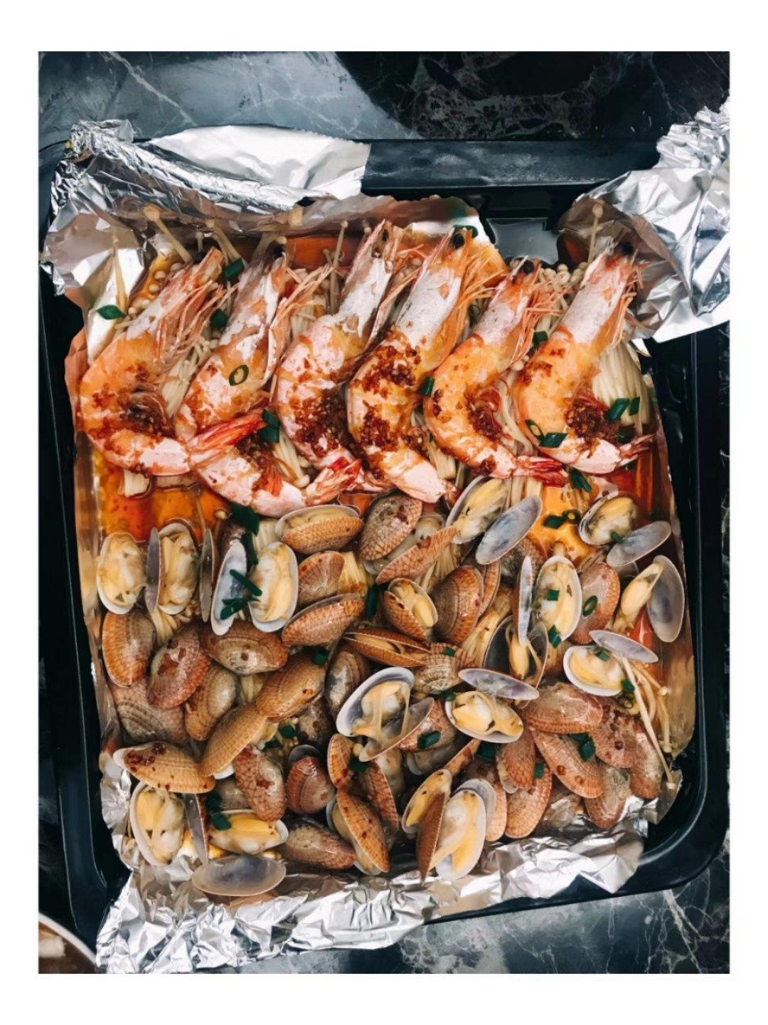 蒜蓉粉丝烤花蛤虾（烤箱版）