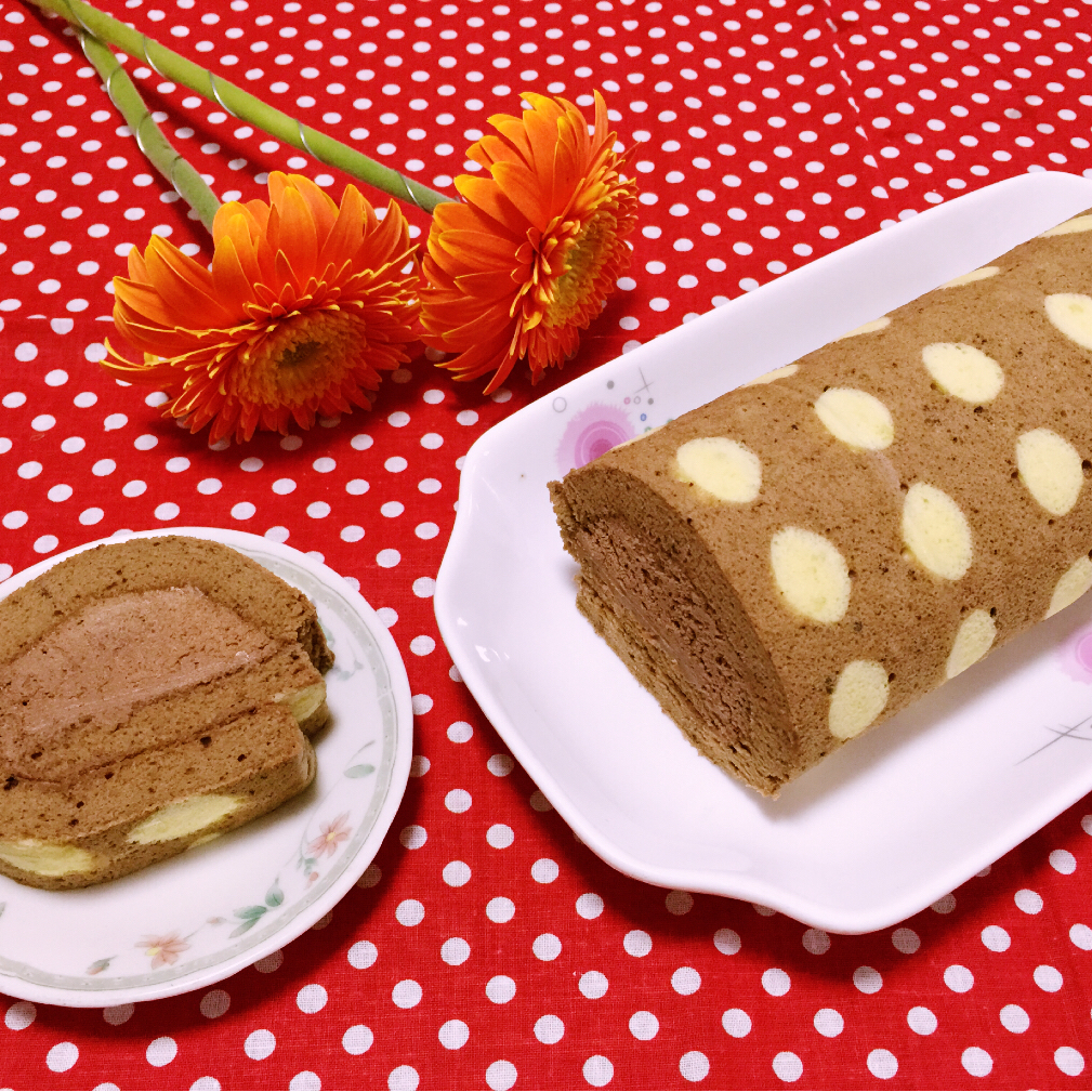 甘纳许巧克力蛋糕卷