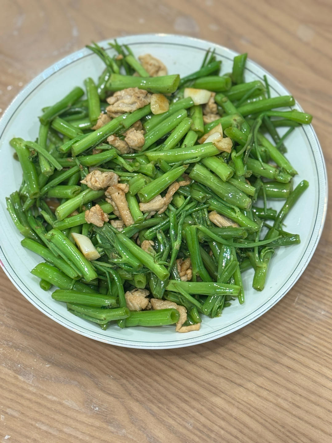 空心菜杆炒肉片