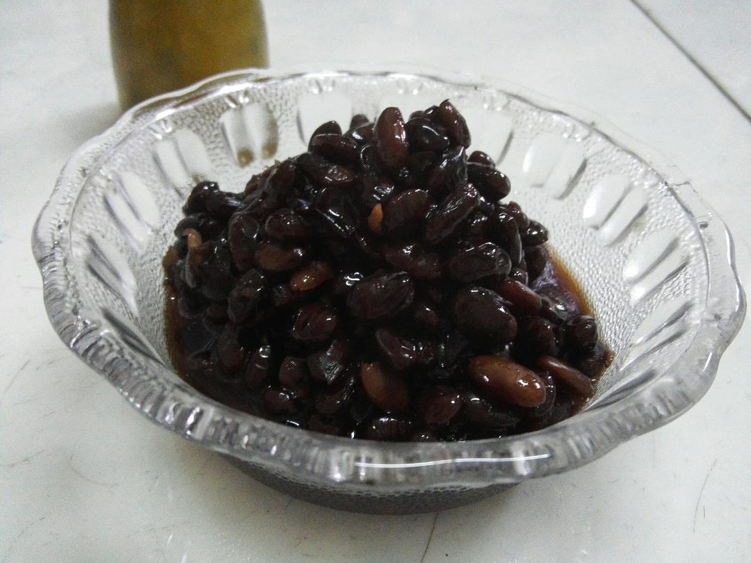 黑豆炖红糖的做法