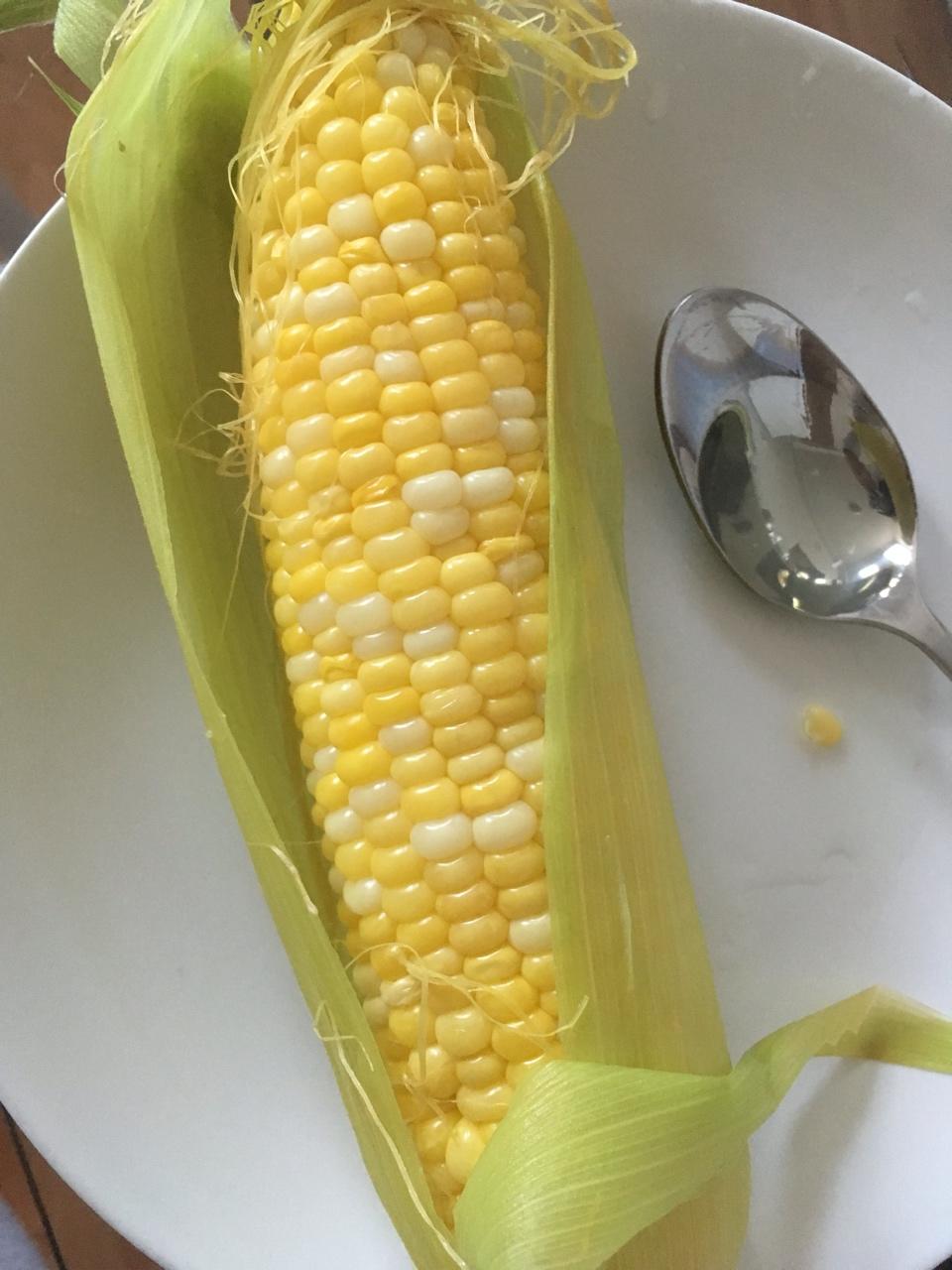 lucy晓做的煮玉米