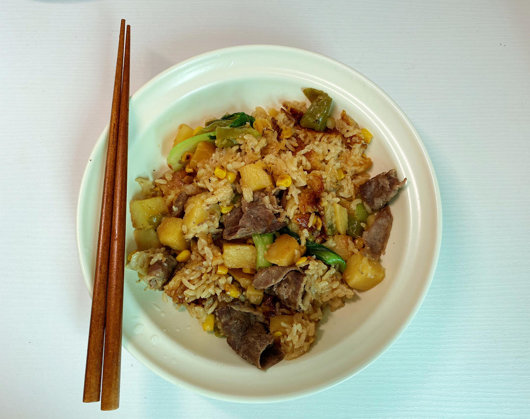 土豆焖饭（电饭锅版）