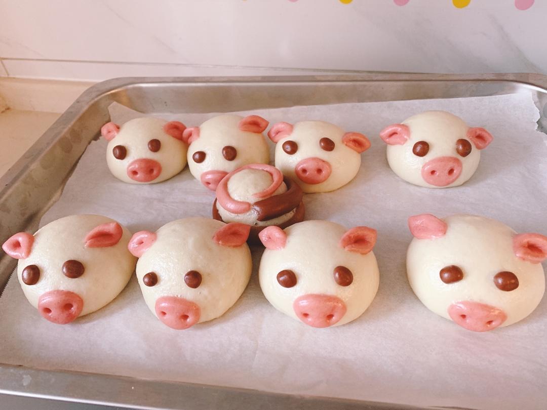 小美的小猪包卡通馒头