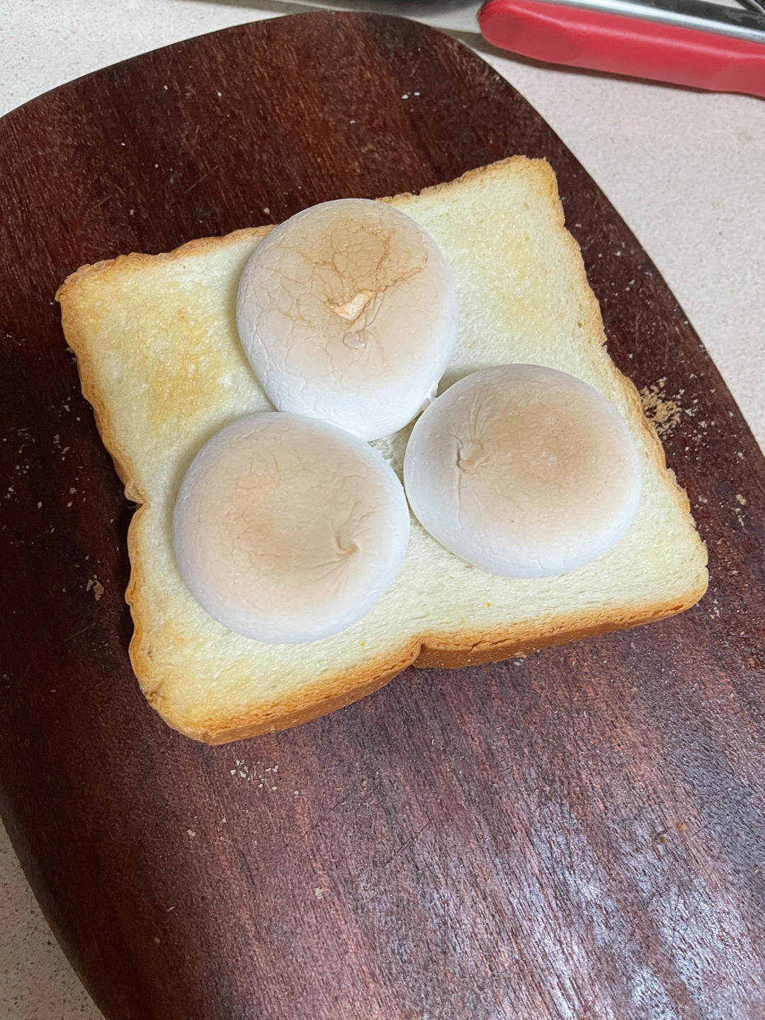 棉花糖吐司
