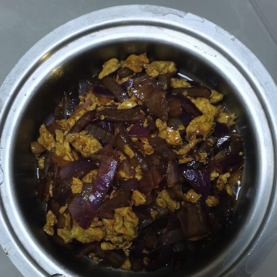 降压防癌的好食材  洋葱炒鸡蛋