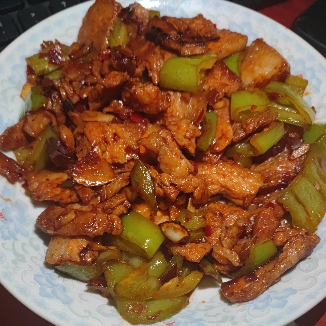 下饭神器回锅肉，不爱吃肥肉的我都超喜欢！