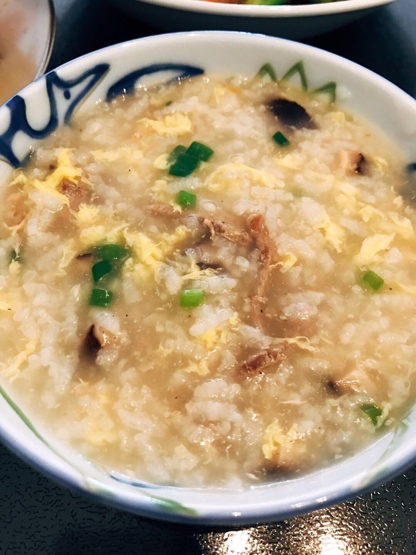 瓶盖儿mama做的牛肉蛋花粥