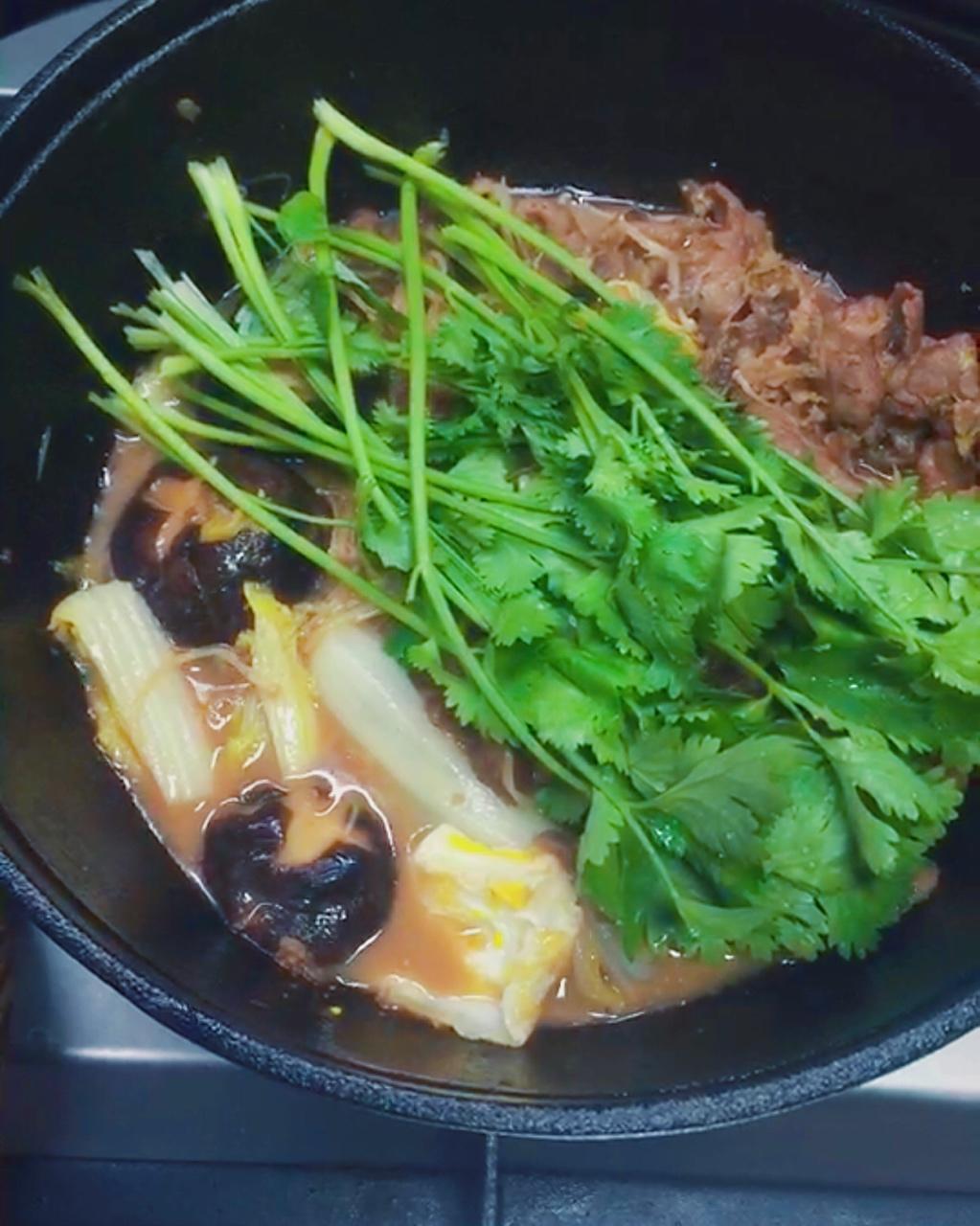 寿喜烧（日式牛肉锅）