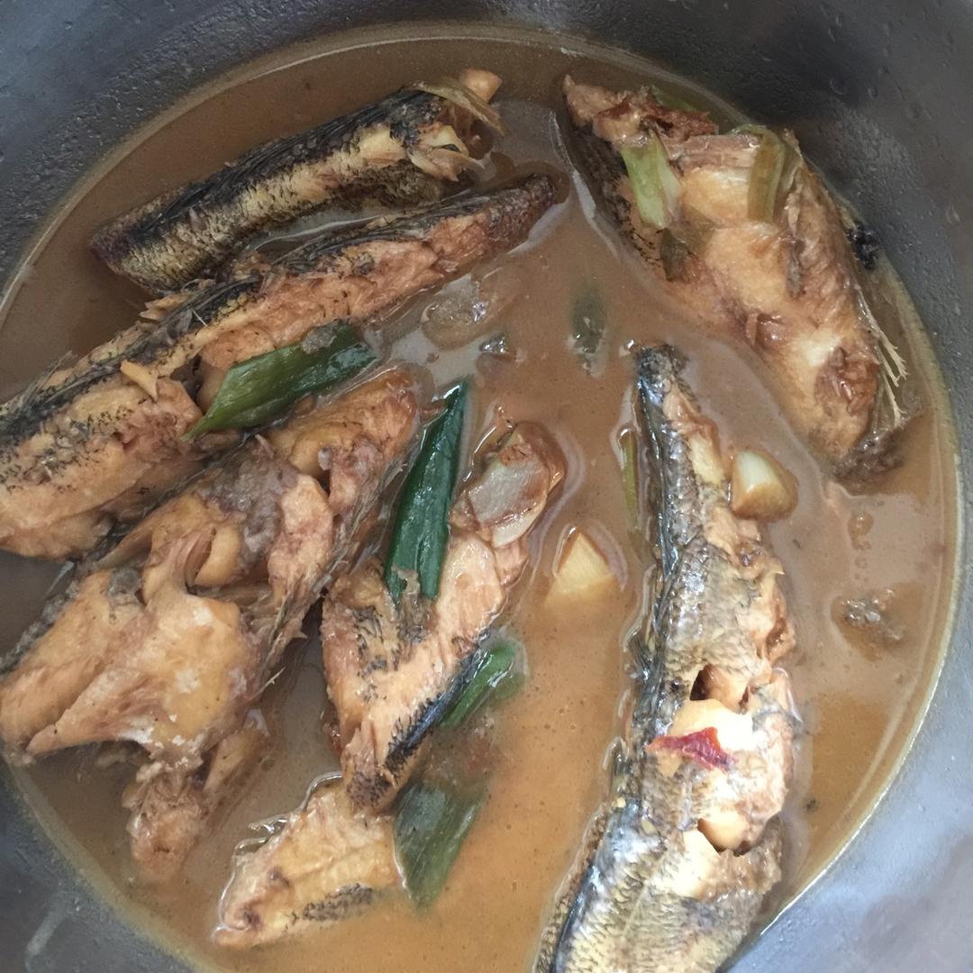 家常红烧鱼