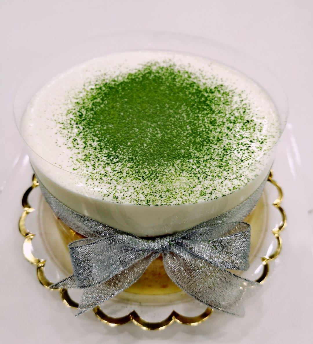 香草雪崩爆浆蛋糕