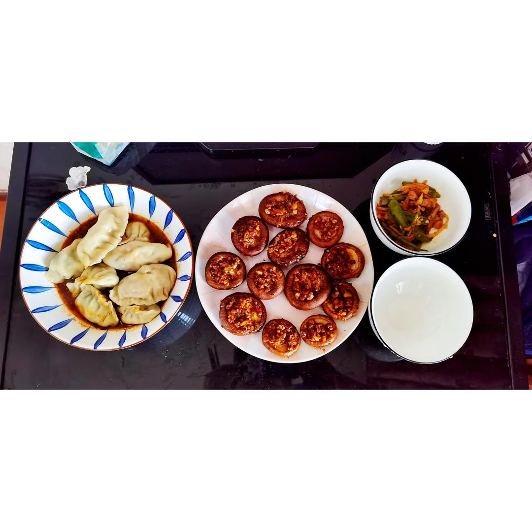 蒜蓉孜然烤香菇