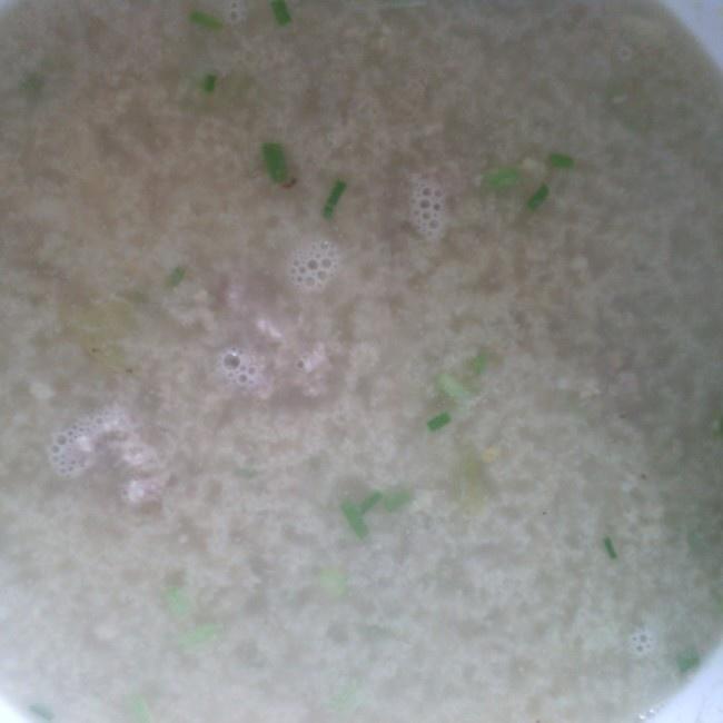 葱香瘦肉汤的做法