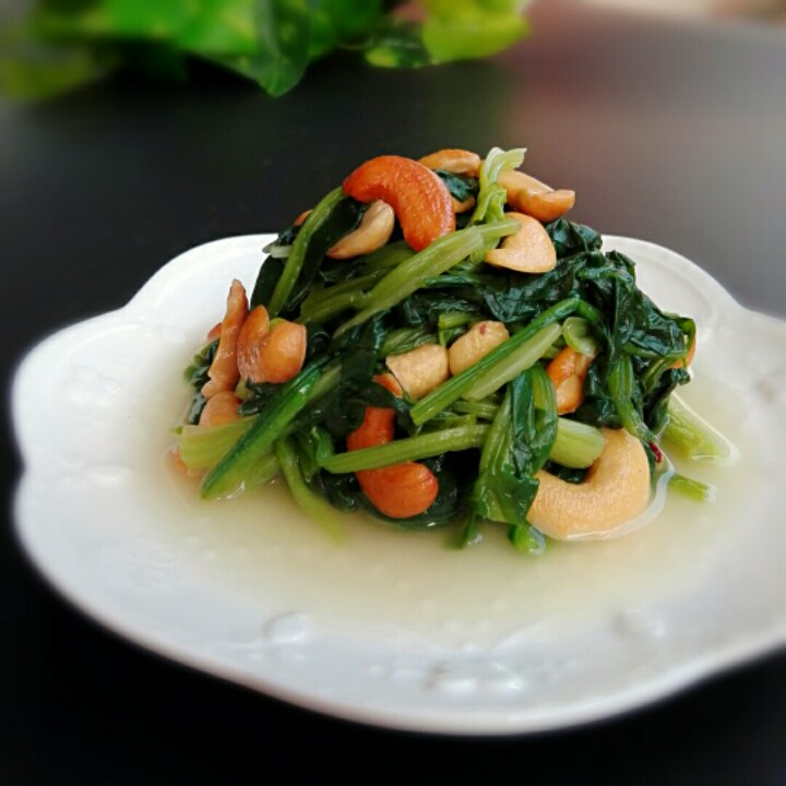 果仁菠菜