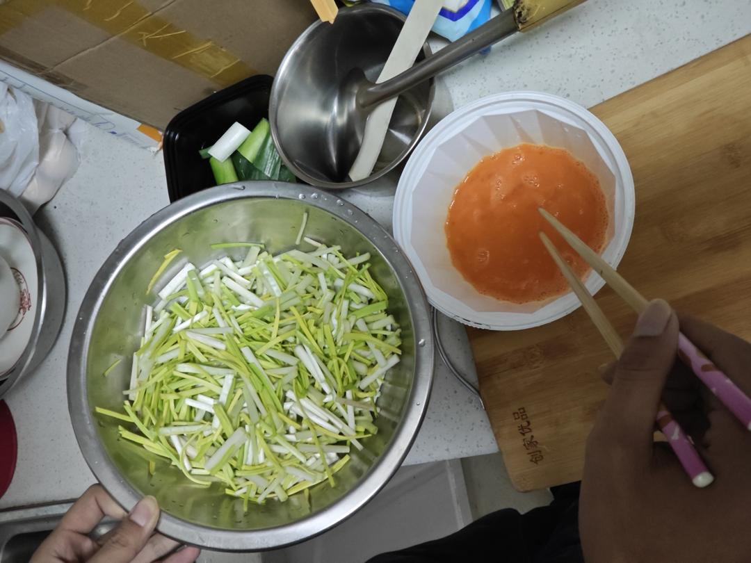 蒜黄炒蛋，大人小孩都喜欢