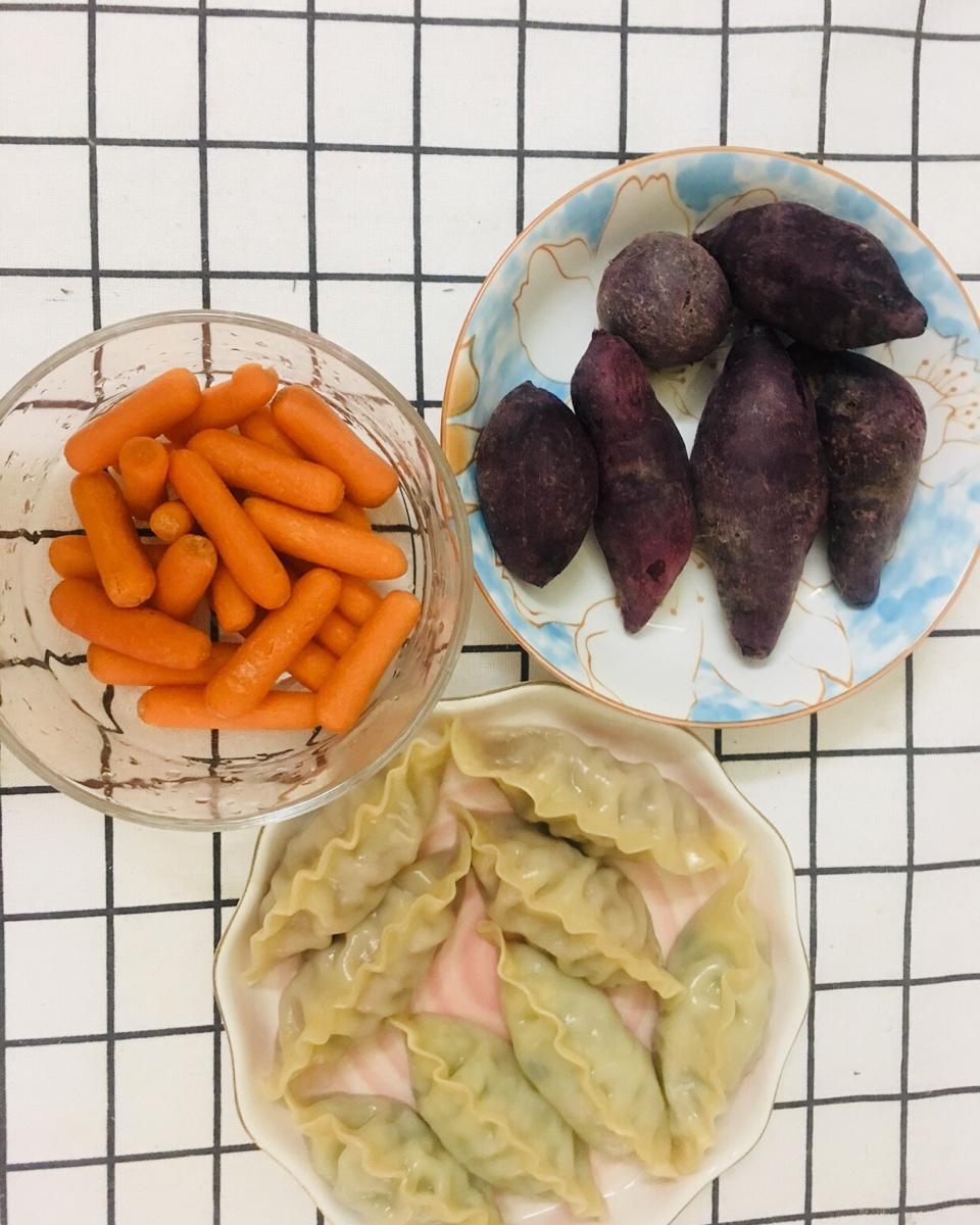 猪肉大葱烫面蒸饺