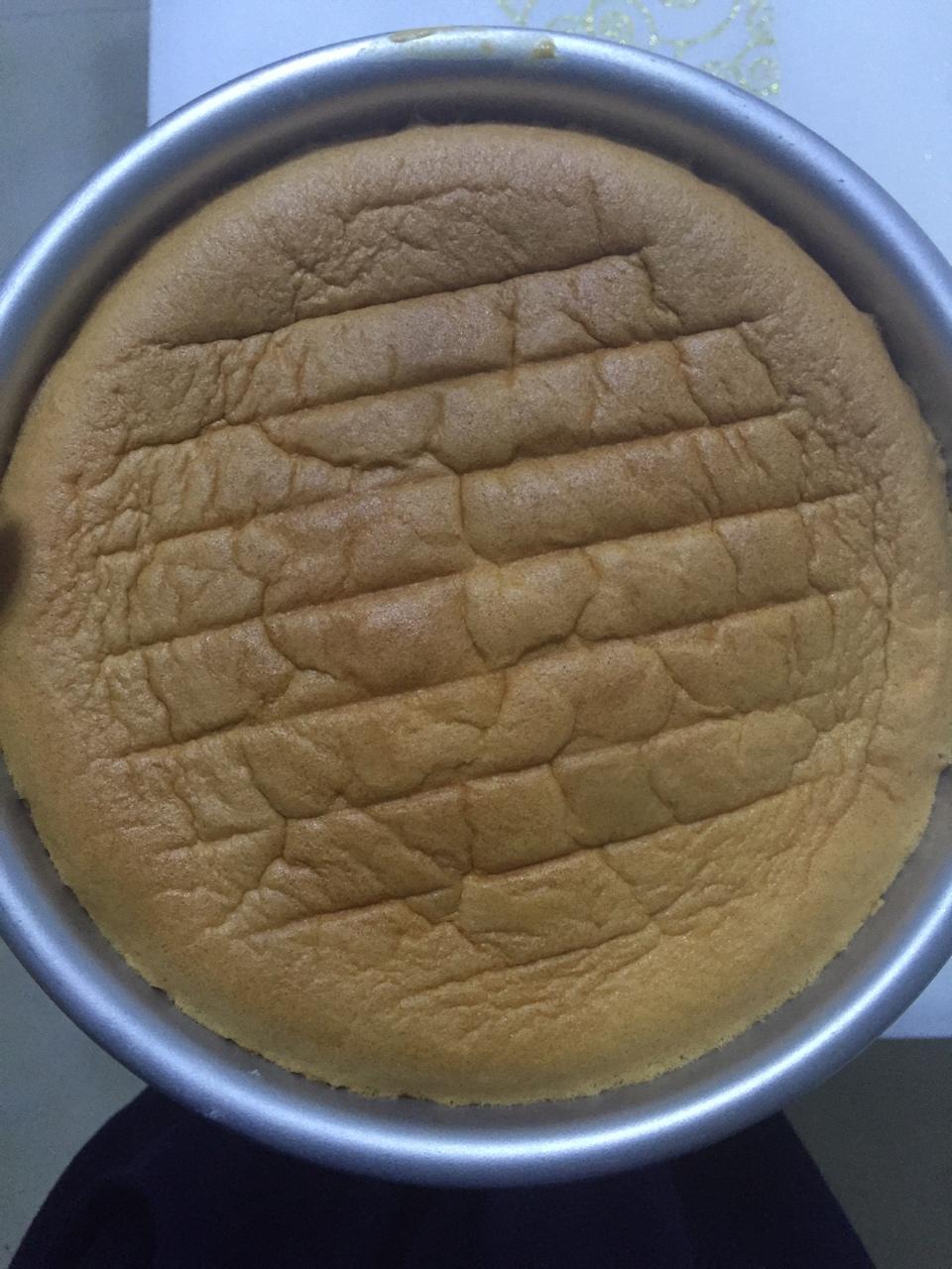烤箱做蛋糕（戚风蛋糕的做法）