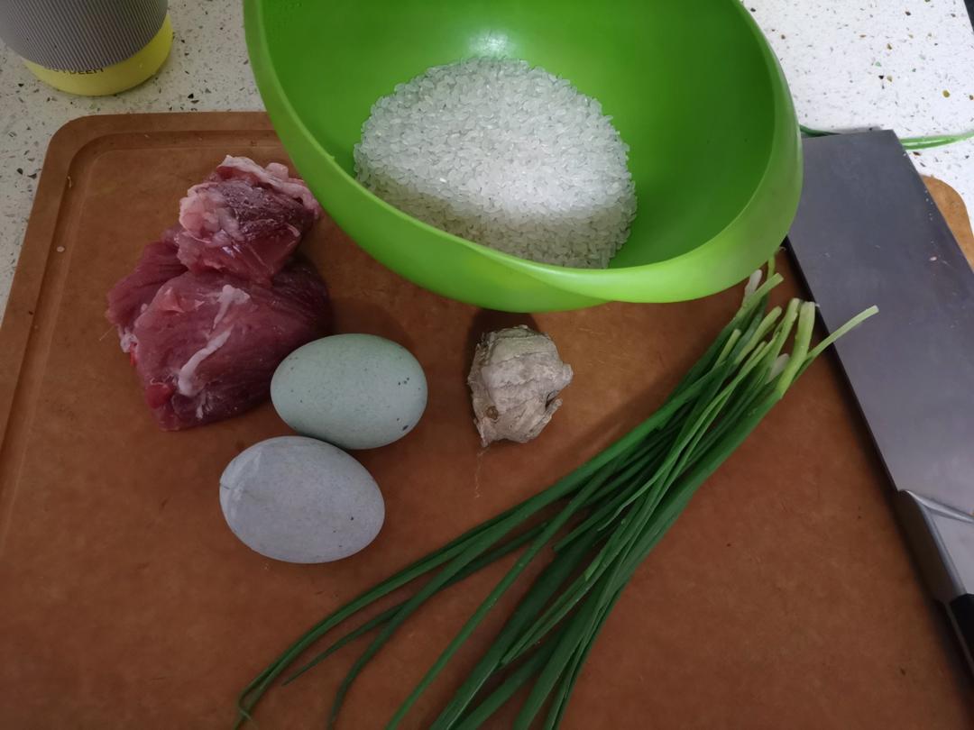 皮蛋瘦肉粥【2月北鼎电磁炉食谱】