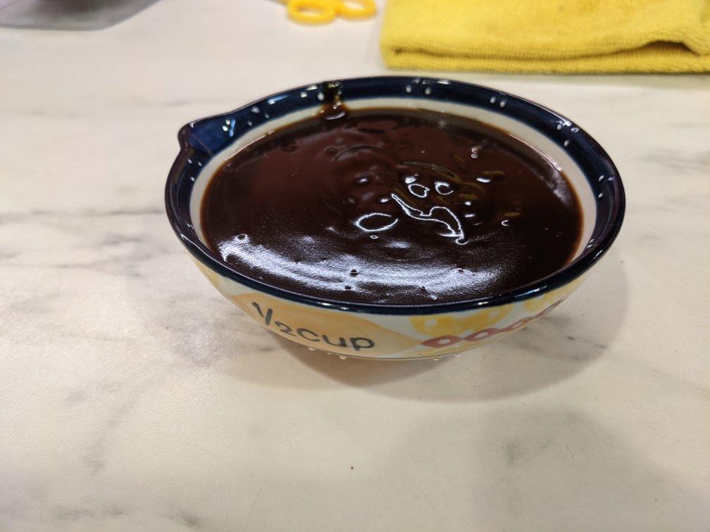 简单又方便的秘制煎饼果子甜面酱