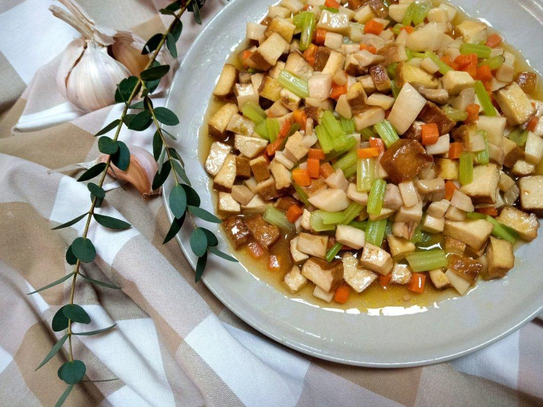 彩丁豆干