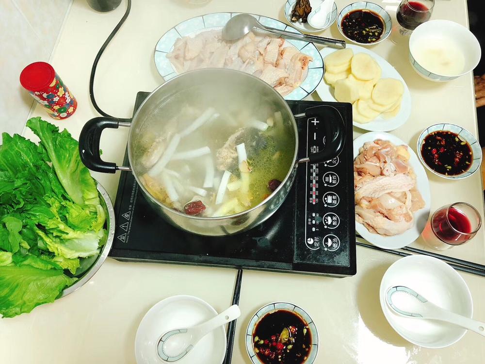 自制快手简易椰子鸡火锅！味道一级棒🥂的做法