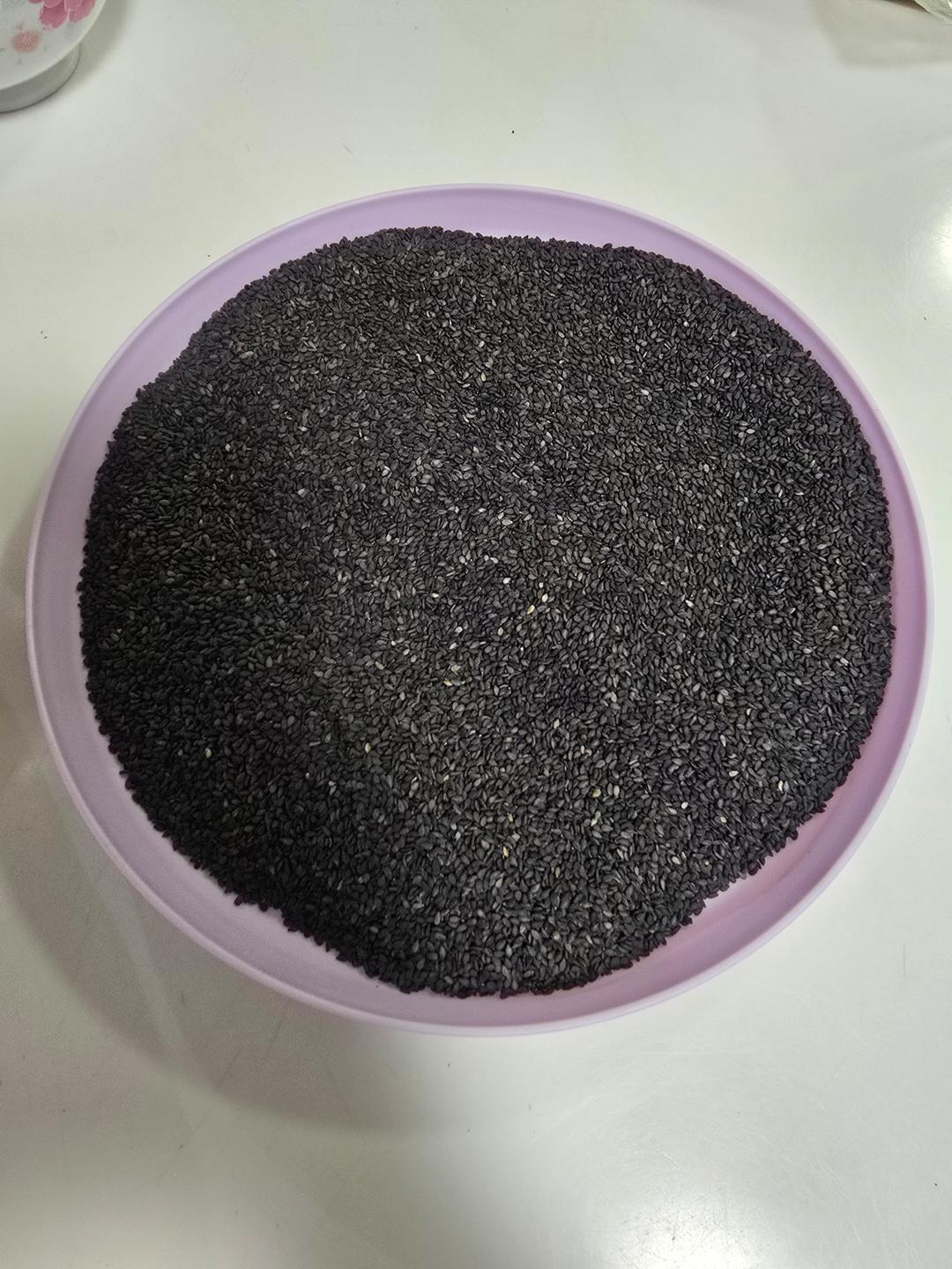 黑芝麻糊和核桃糊的做法 步骤2