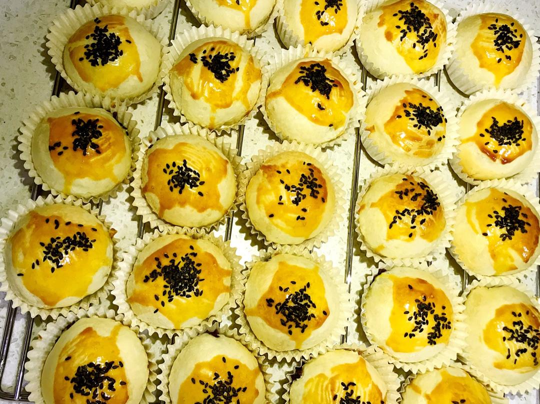 酥到没朋友的红豆酥饼