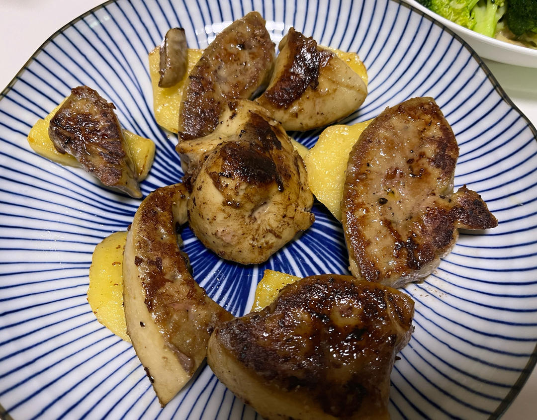 【法式煎鹅肝】只需轻松几步就能做出美味高颜值的法式煎鹅肝