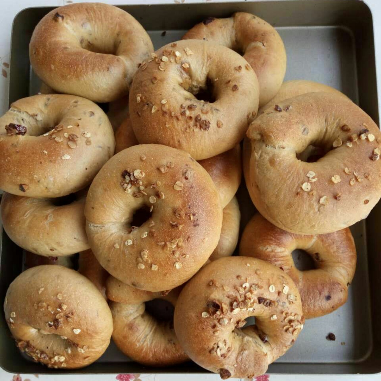 提子葡萄干核桃贝果