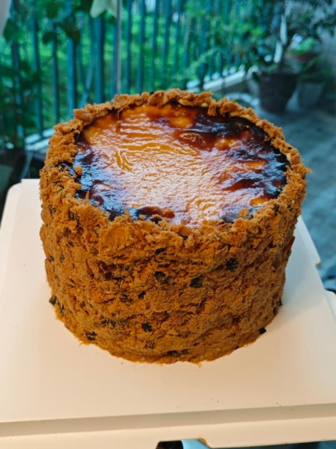 咸蛋黄芋泥肉松爆浆蛋糕
