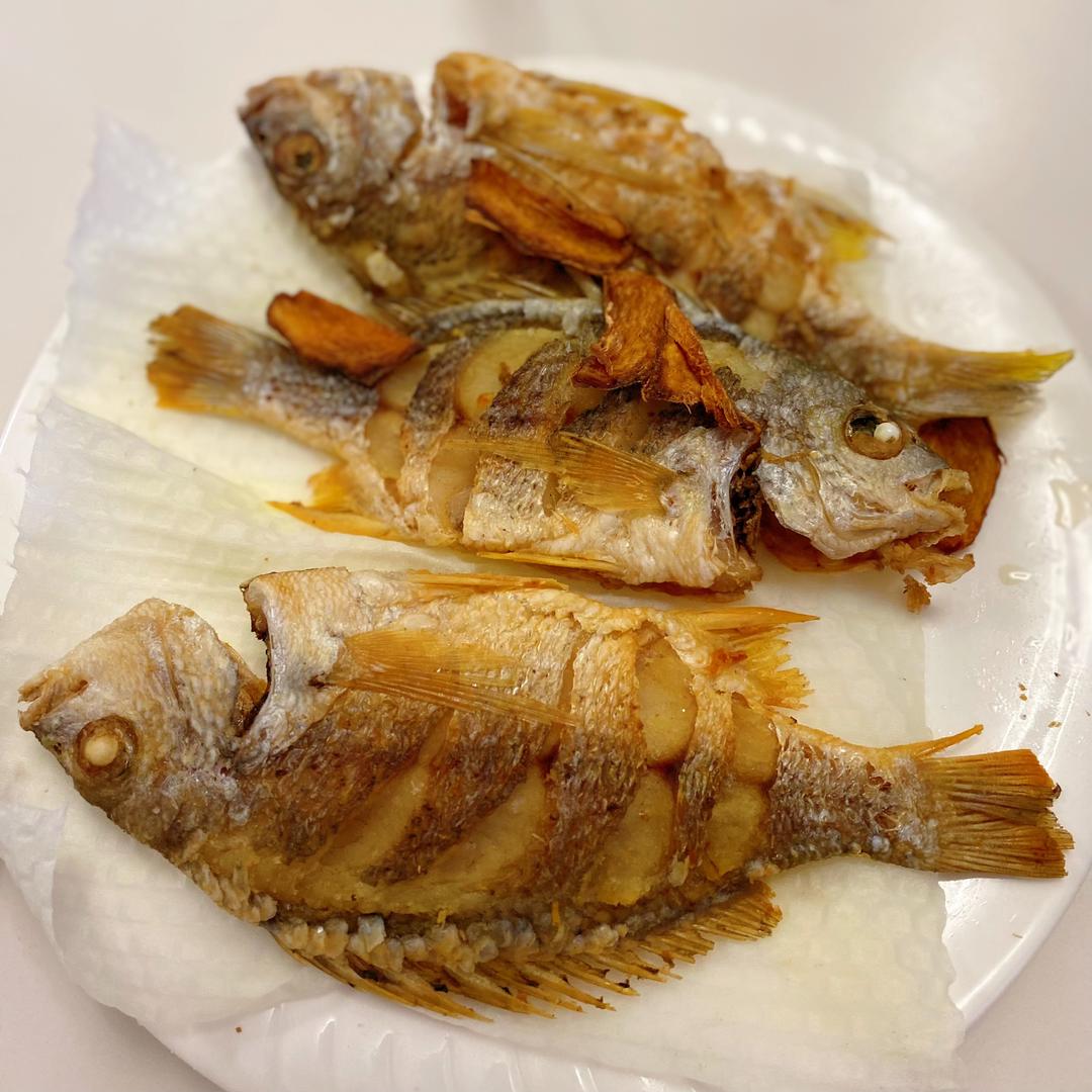 香煎黄翅、鲳鱼