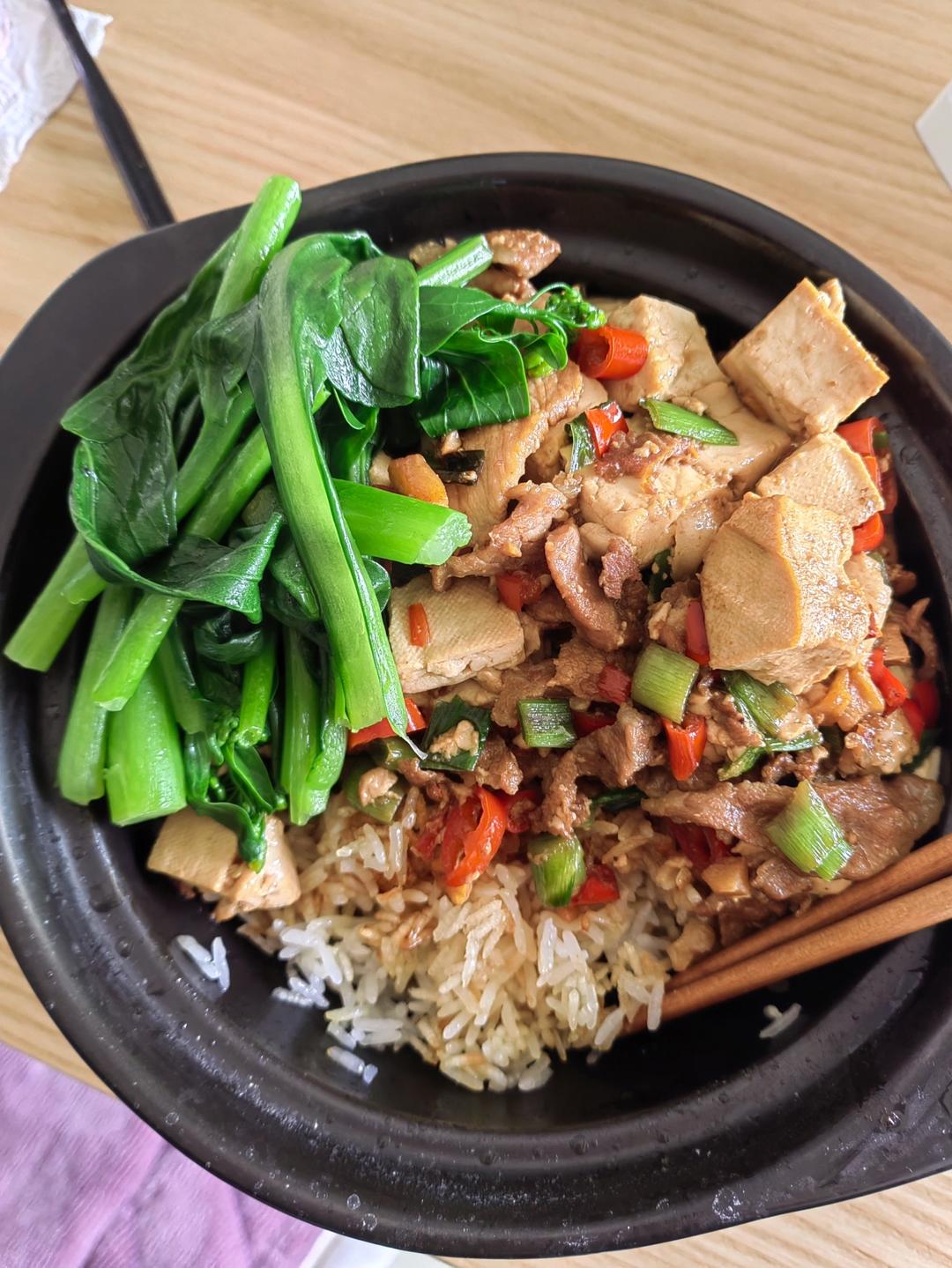 煲仔饭