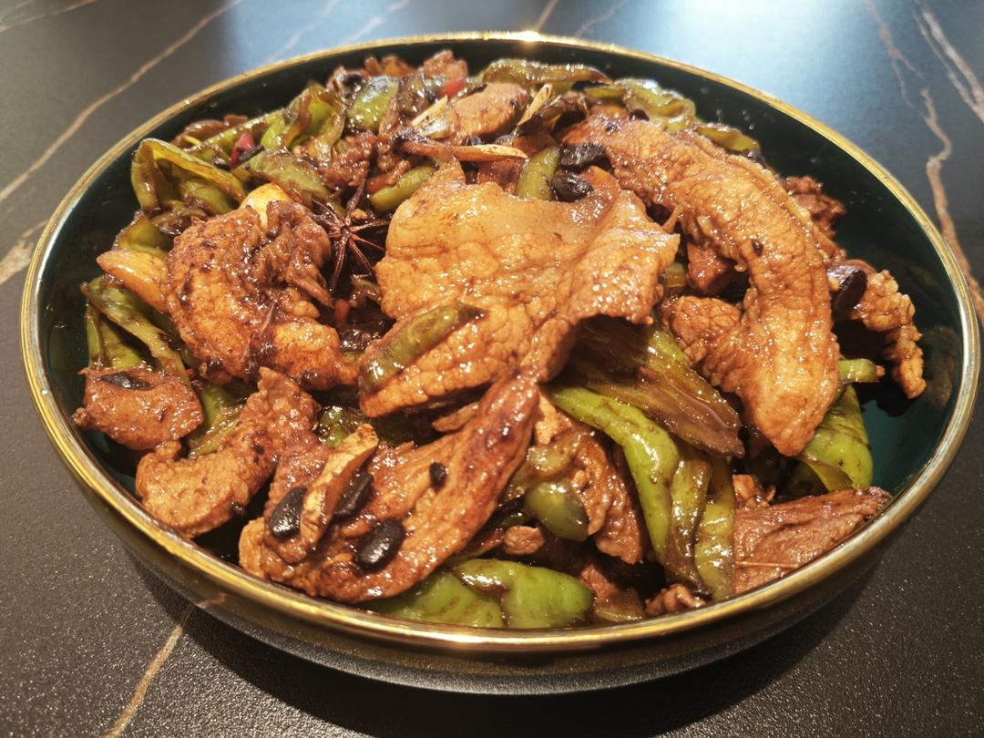 😍超好吃！还原费大厨辣椒炒肉！