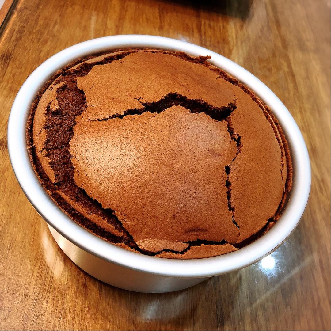不消泡的可可巧克力戚风蛋糕