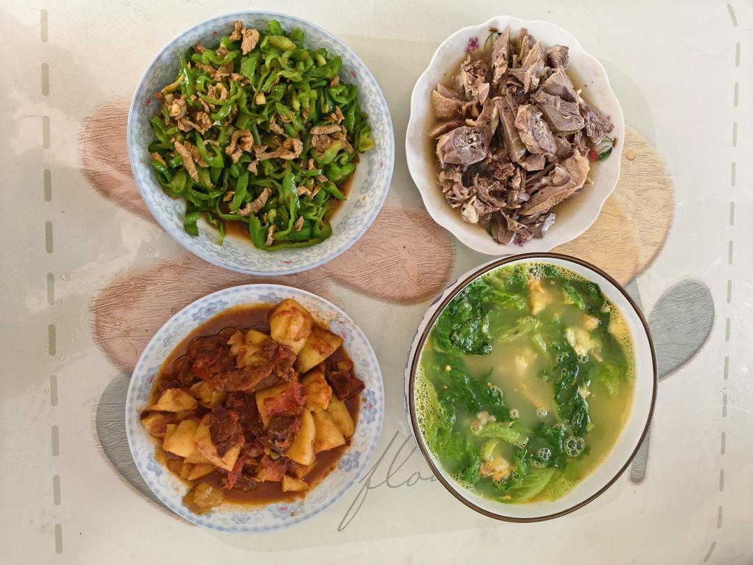 金牌🥇西红柿土豆炖牛腩