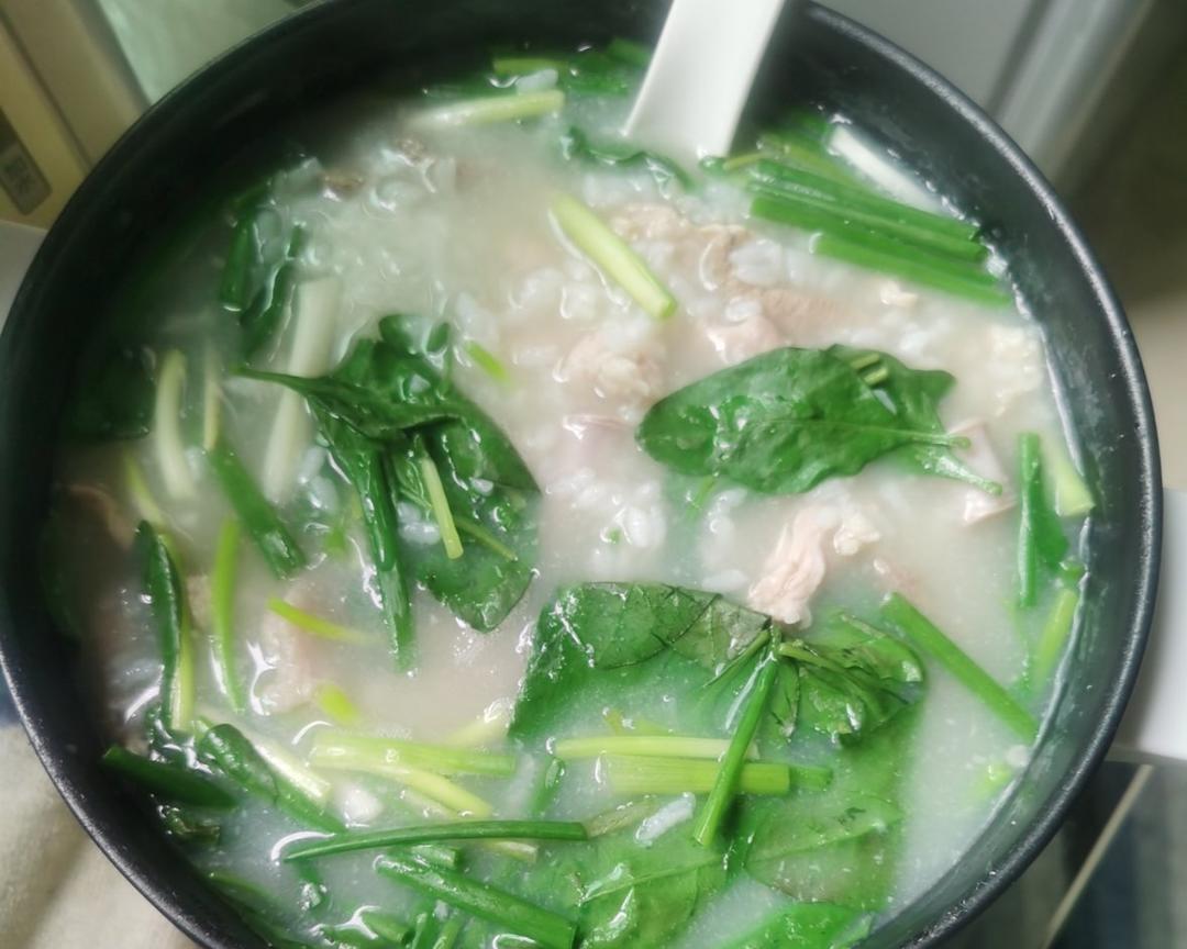 枸杞猪杂粥的做法